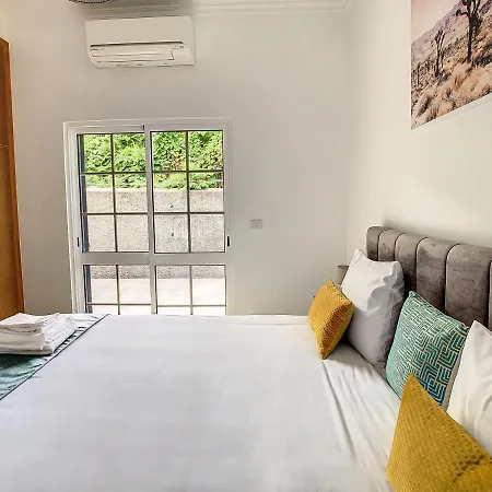בית נופש Casa Dasa By Lovelystay Achadas da Cruz